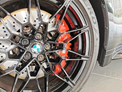2025 BMW M3 SEDAN photo 4