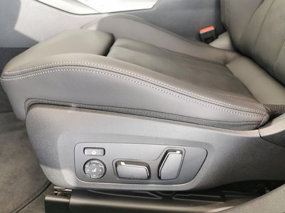 2025 BMW M3 SEDAN thumbnail 51