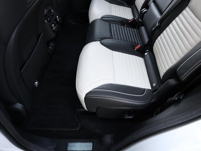 صورة مصغرة 61 لـ 2023 LAND Rover DISCOVERY