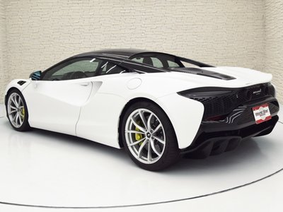 2024 Mclaren ARTURA 照片 2
