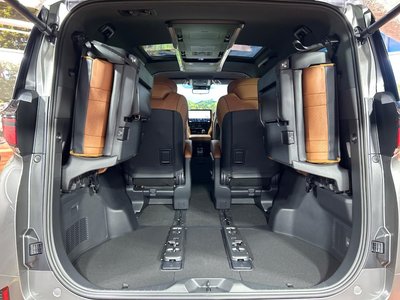 صورة 67 لـ 2026 Toyota VELLFIRE