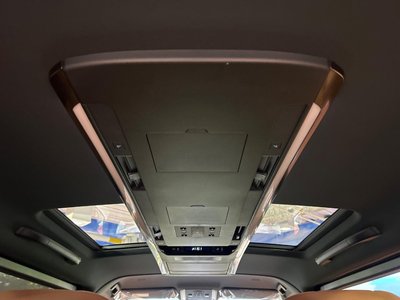 صورة 69 لـ 2026 Toyota VELLFIRE