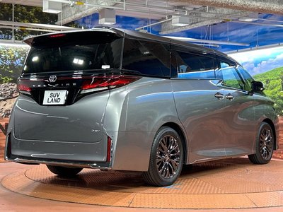 صورة 75 لـ 2026 Toyota VELLFIRE