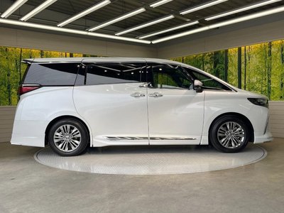 صورة 26 لـ 2025 Toyota ALPHARD