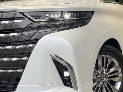 صورة 13 لـ 2025 Toyota ALPHARD