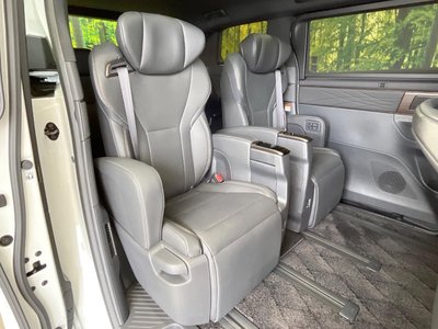 صورة 9 لـ 2025 Toyota ALPHARD