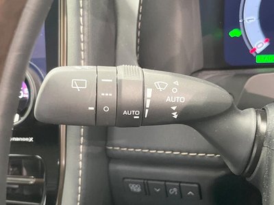صورة 72 لـ 2025 Toyota ALPHARD