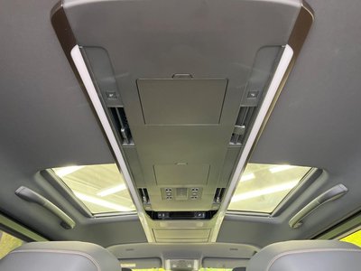 صورة 54 لـ 2025 Toyota ALPHARD