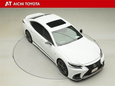 2019 Lexus LS — миниатюра 16