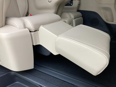 2025 Toyota ALPHARD — миниатюра 42