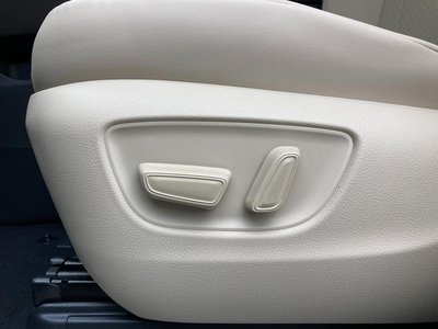 2025 Toyota ALPHARD — миниатюра 38