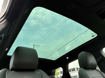 صورة 3 لـ 2024 LAND Rover RANGE ROVER EVOQUE