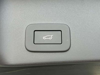 صورة 16 لـ 2024 LAND Rover RANGE ROVER EVOQUE