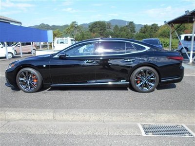 2022 Lexus LS photo 7