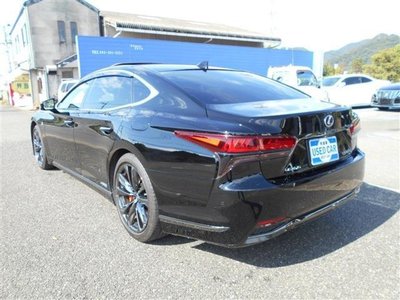 2022 Lexus LS photo 8
