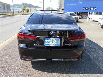 2022 Lexus LS photo 9