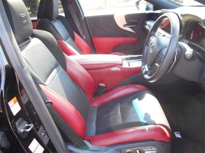 2022 Lexus LS photo 15