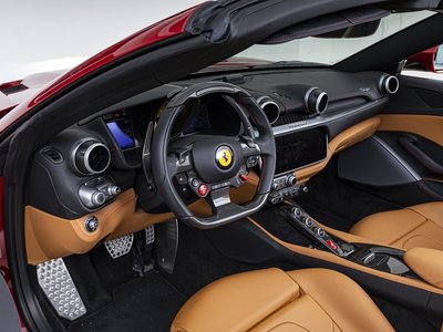 صورة 15 لـ 2019 Ferrari PORTOFINO