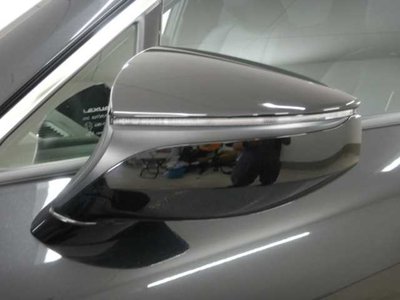صورة 16 لـ 2024 Lexus LBX