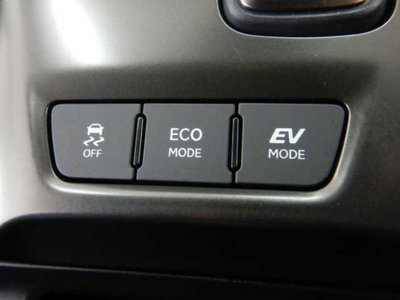 صورة 6 لـ 2024 Lexus LBX