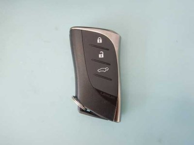 صورة 20 لـ 2024 Lexus LBX