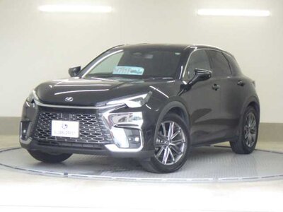 صورة 1 لـ 2024 Lexus LBX