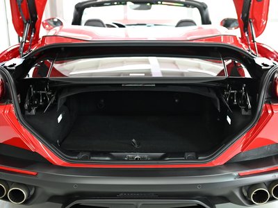 صورة 76 لـ 2018 Ferrari PORTOFINO