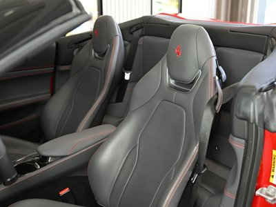 صورة 49 لـ 2018 Ferrari PORTOFINO