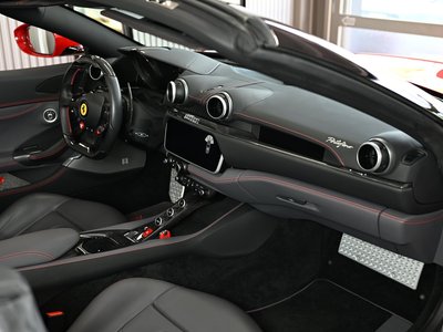 صورة 69 لـ 2018 Ferrari PORTOFINO