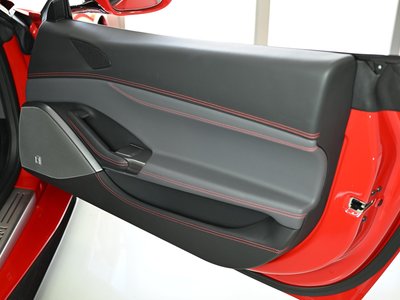 صورة 66 لـ 2018 Ferrari PORTOFINO
