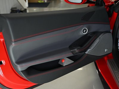 صورة 45 لـ 2018 Ferrari PORTOFINO