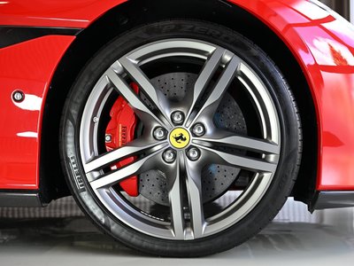 صورة 43 لـ 2018 Ferrari PORTOFINO