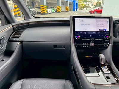 2023 Toyota VELLFIRE thumbnail 22