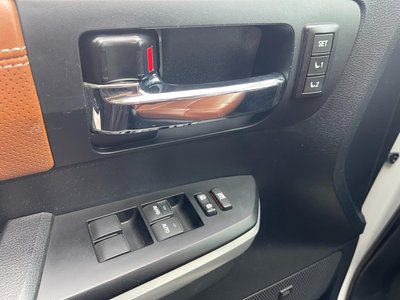 2015 Toyota TUNDRA 缩略图 44