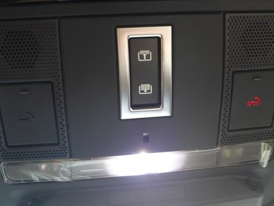 2025 LAND Rover DISCOVERY SPORT photo 12