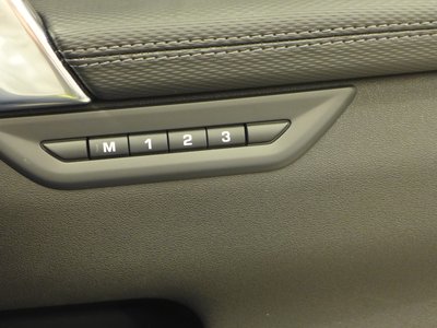 2025 LAND Rover DISCOVERY SPORT thumbnail 17