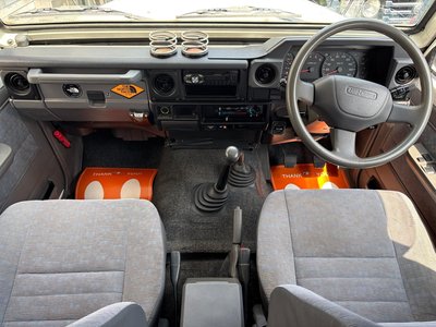 2001 Toyota LAND CRUISER 70 照片 10