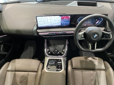 2025 BMW X3 photo 2