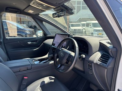 صورة 38 لـ 2024 Toyota VELLFIRE