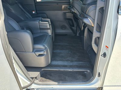 صورة 45 لـ 2024 Toyota VELLFIRE