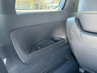صورة 29 لـ 2024 Toyota VELLFIRE