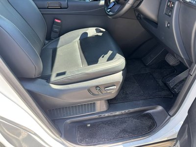 صورة 37 لـ 2024 Toyota VELLFIRE