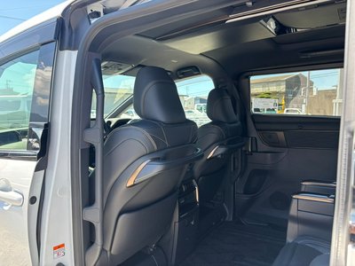 صورة 49 لـ 2024 Toyota VELLFIRE