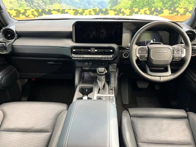 2026 Toyota LAND CRUISER 250 photo 2