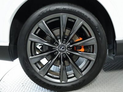 صورة مصغرة 8 لـ 2024 Lexus RX