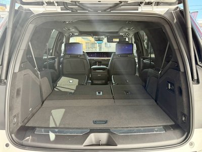 2025 Cadillac ESCALADE — миниатюра 33