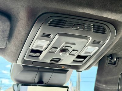 2025 Cadillac ESCALADE — миниатюра 64