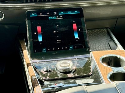 2025 Cadillac ESCALADE — миниатюра 47
