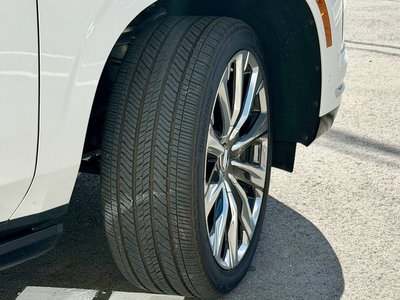 2025 Cadillac ESCALADE — миниатюра 17