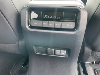 2025 Toyota LAND CRUISER 250 照片 48